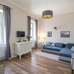 https://brody-apartman.egerhotels.net